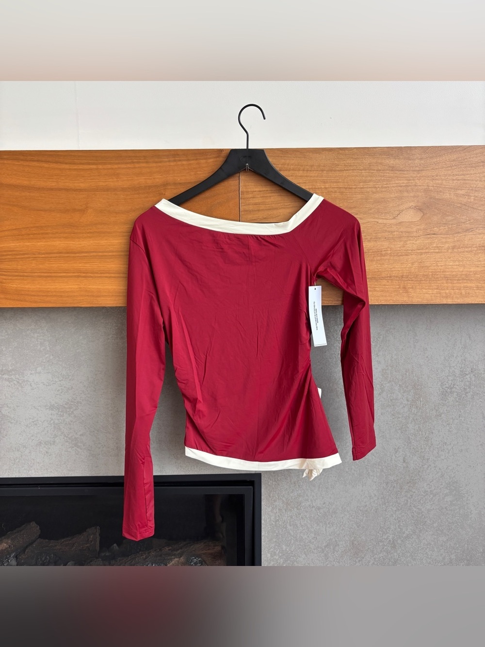NWT Princes Polly  Fake Smile Long Sleeve Top Burgundy, Size 6 - Picture 11 of 14
